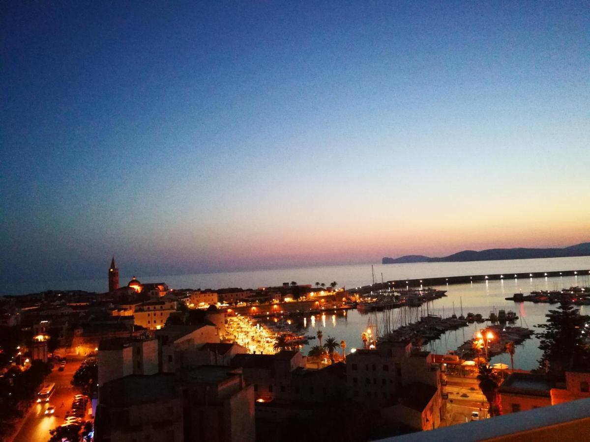 Royal Apartment Sea View Alghero Zewnętrze zdjęcie